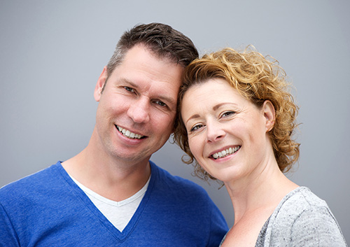 Does getting a dental implant hurt?